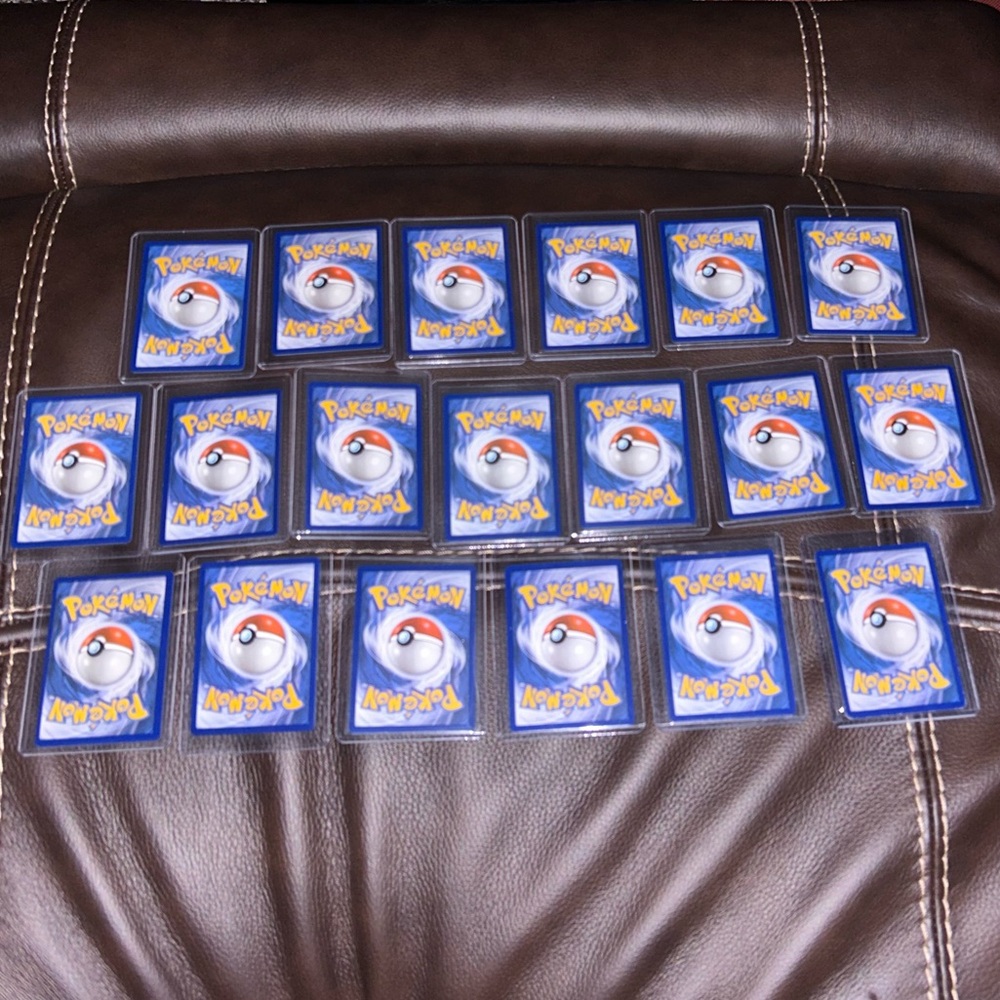 Lot of 19 Unused Holo Trainer and Energy Cards in Sleeves and Top Loaders - Picture 7 of 7